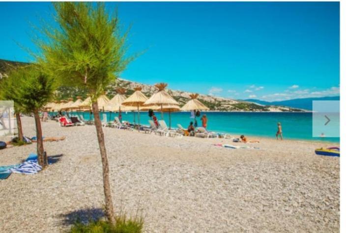 Apartmani Baska S Pogledom Na More Esterno foto